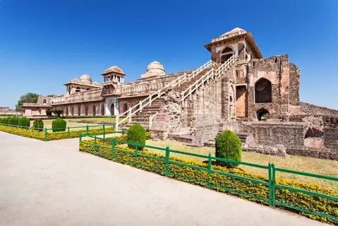 Jahaz Mahal Mandu Architecture